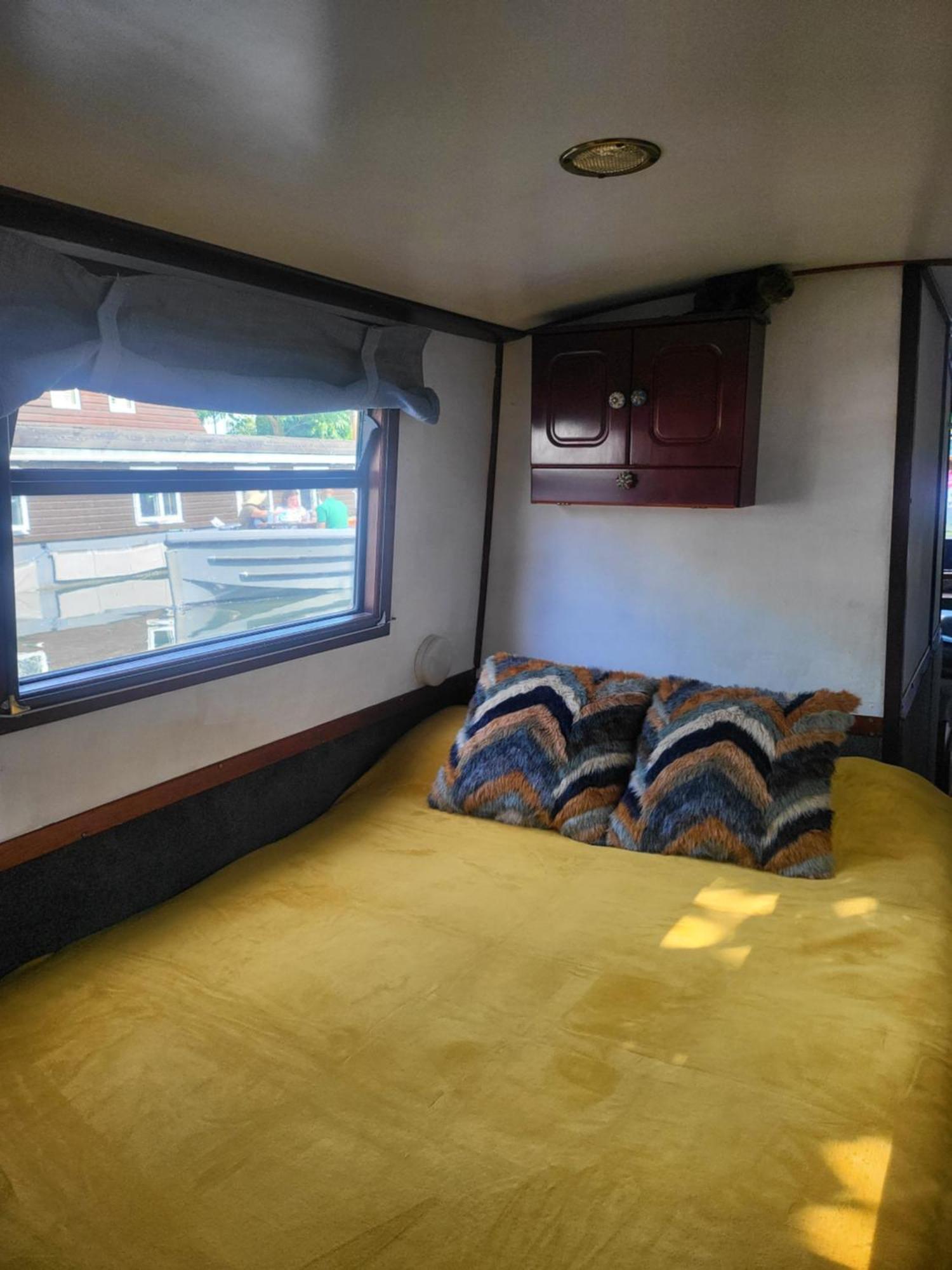 Comfy Canal Boat In Little Venice For Family & Friends Hotel London Bagian luar foto
