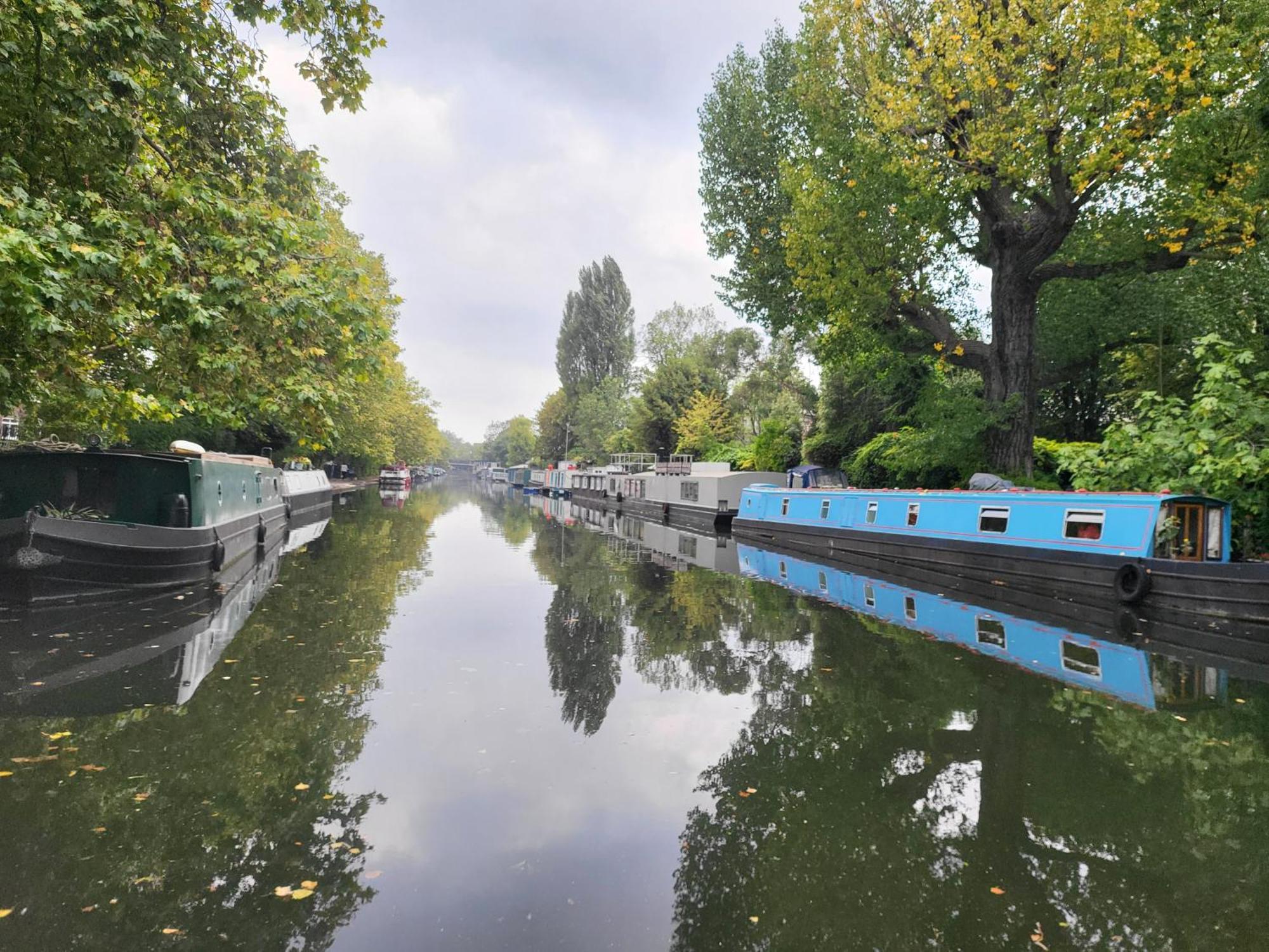 Comfy Canal Boat In Little Venice For Family & Friends Hotel London Bagian luar foto